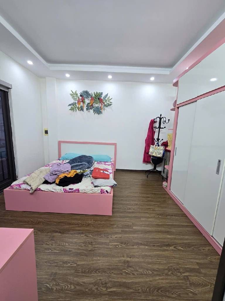 Bán nhà Hoàng Mai - diện tích 30m2 5 tầng - Nhà mới đẹp - giá 8,6 tỷ