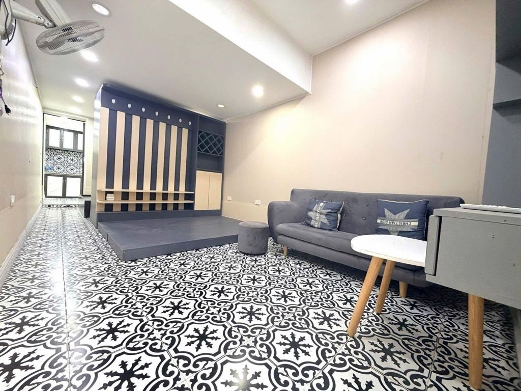 Bán nhà Thịnh Quang - diện tích 45m2 1 tầng - Ô Tô Đỗ Cửa - giá 2,99 tỷ