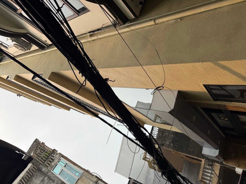 Bán nhà Đê La Thành - diện tích 58.3m2 6 tầng - Nhà đẹp ở ngay - giá 18 tỷ