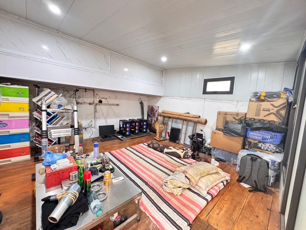 Bán nhà Tập thể Dệt kim Đông Xuân - diện tích 60m2 2 tầng - Nhà đẹp hiếm có - giá 3,2 tỷ