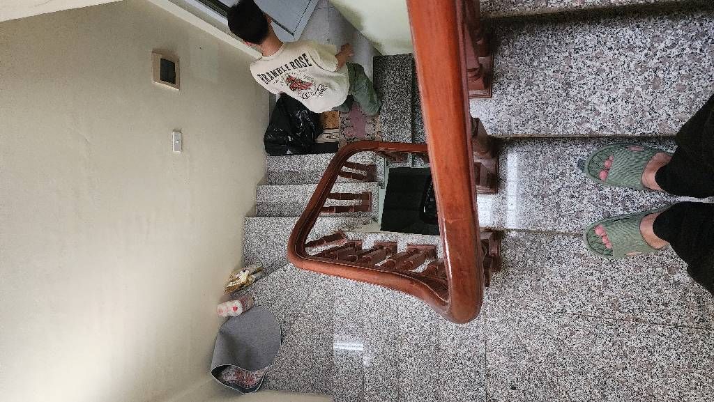 Bán nhà Quan Thổ 3 - diện tích 35.2m2 5 tầng - Nhà mặt ngõ kinh doanh - giá 14 tỷ