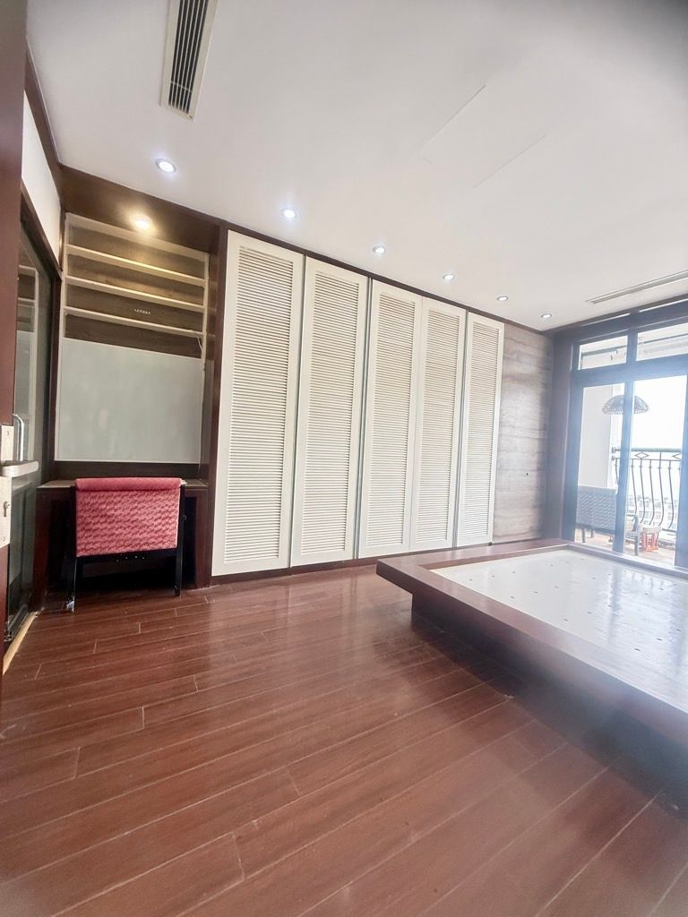 Bán nhà Nguyễn Trãi - diện tích 124m2 33 tầng - Cực hiếm - giá 21 tỷ