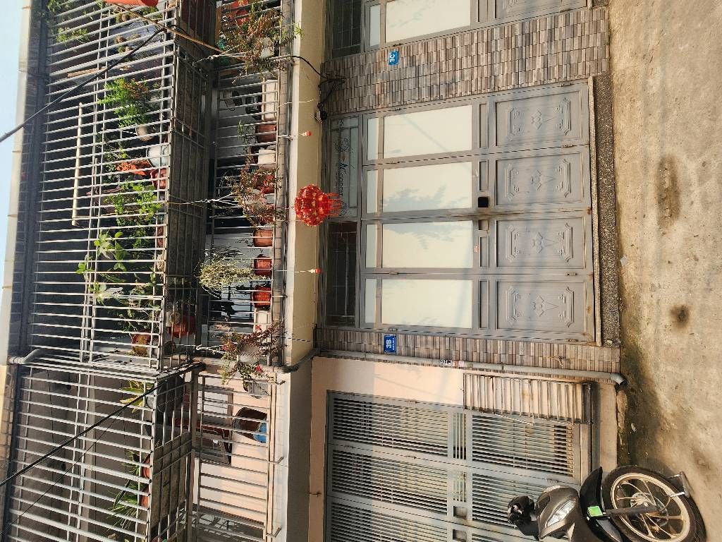 Bán nhà Thanh Lân - diện tích 30m2 2 tầng - ô tô tránh - giá 3,4 tỷ