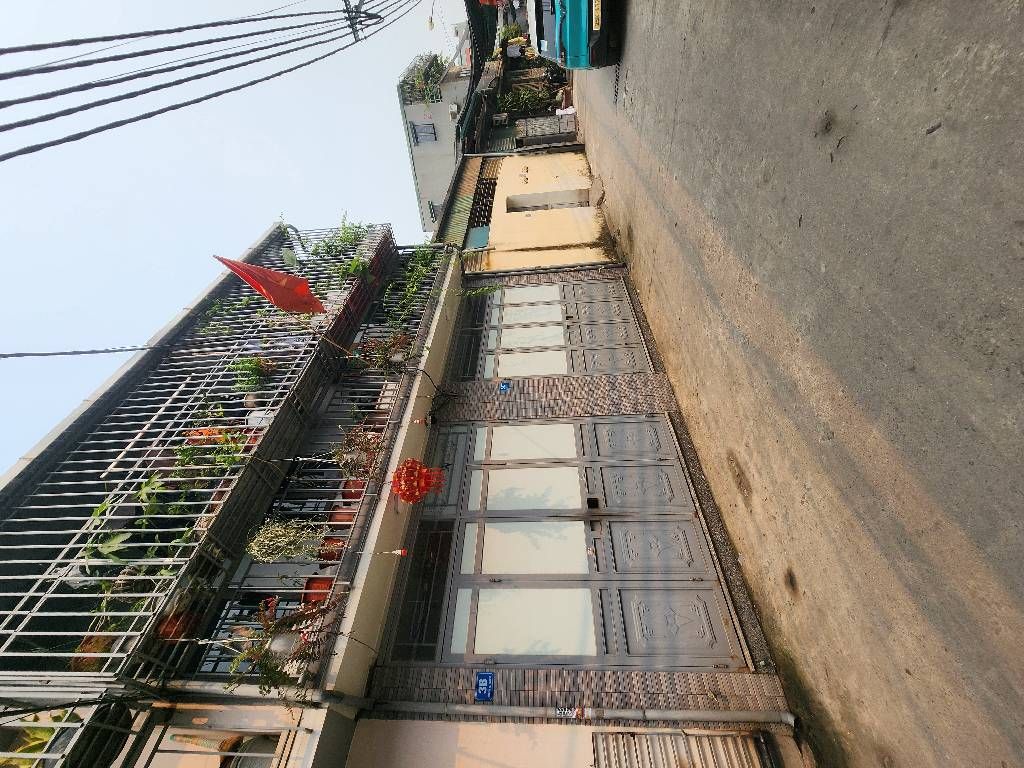 Bán nhà Thanh Lân - diện tích 30m2 2 tầng - ô tô tránh - giá 3,4 tỷ