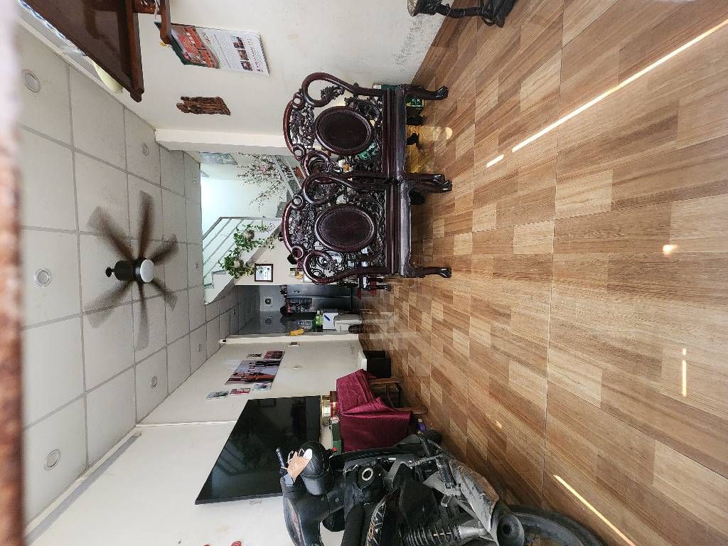 Bán nhà Thanh Lân - diện tích 30m2 2 tầng - Ô TÔ TRÁNH - giá 3,4 tỷ