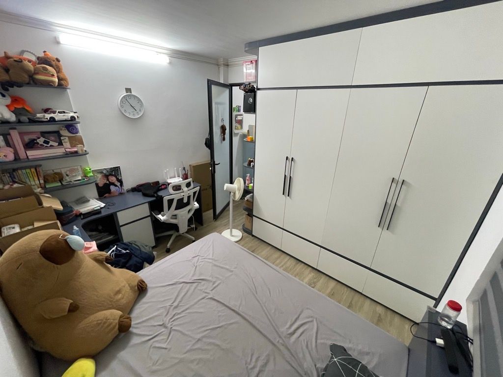 Bán nhà Bùi Xương Trạch - diện tích 30.5m2 2 tầng - Ô tô tránh - giá 2.8 tỷ