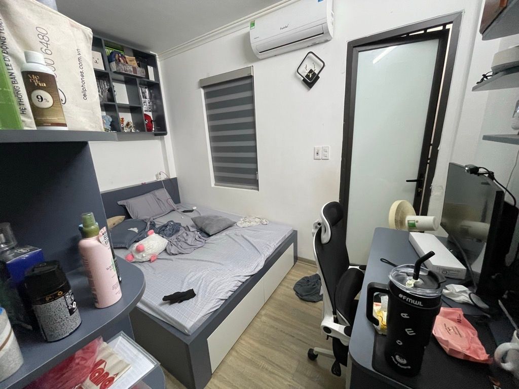 Bán nhà Bùi Xương Trạch - diện tích 30.5m2 2 tầng - Ô tô tránh - giá 2.8 tỷ