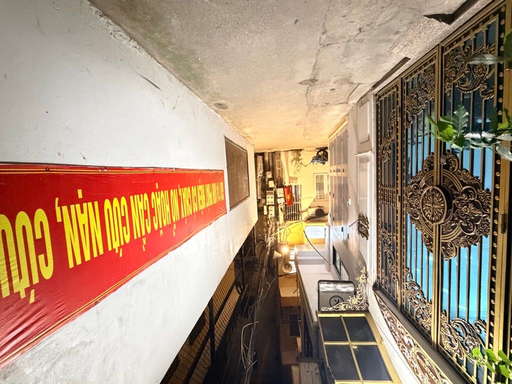 Bán nhà Kim Mã - diện tích 34m2 5 tầng - Ô TÔ DỪNG ĐỖ NGÀY ĐÊM - giá 12,5 tỷ