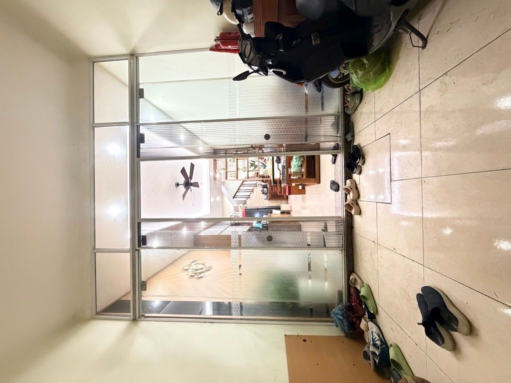 Bán nhà Kim Mã - diện tích 34m2 5 tầng - Ô TÔ DỪNG ĐỖ NGÀY ĐÊM - giá 12,5 tỷ