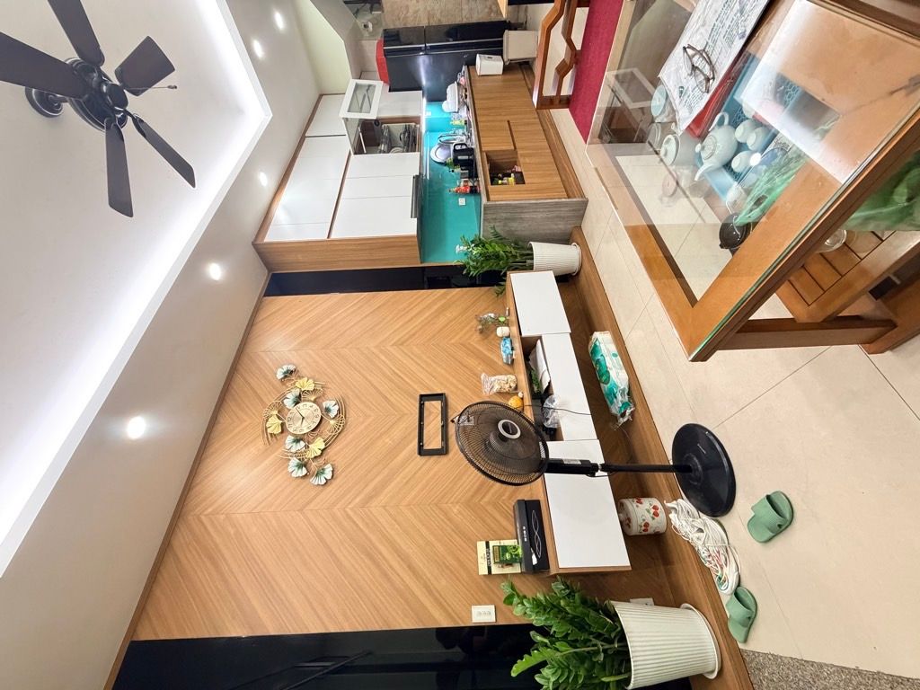 Bán nhà Kim Mã - diện tích 34m2 5 tầng - Ô TÔ DỪNG ĐỖ NGÀY ĐÊM - giá 12,5 tỷ