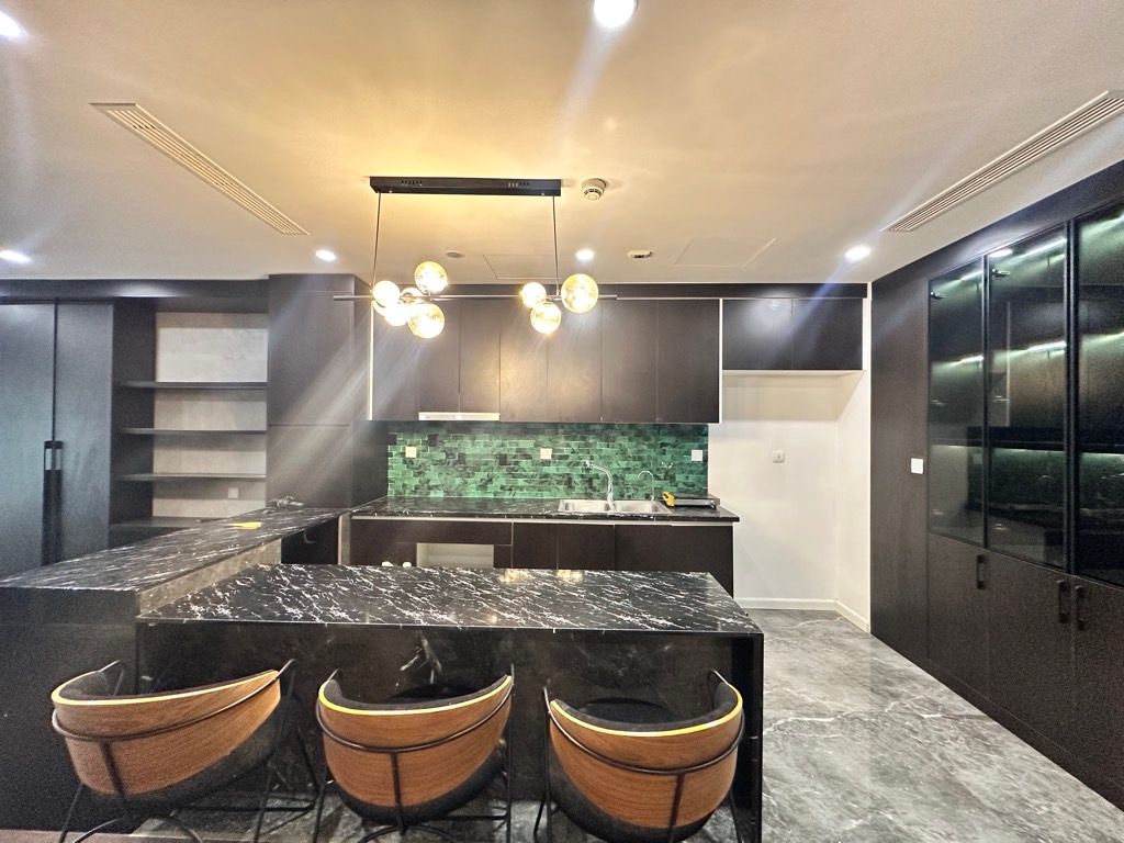 Bán nhà Dương Văn Bé - diện tích 107m2 17 tầng - Chung cư cao cấp - giá 9,4 tỷ