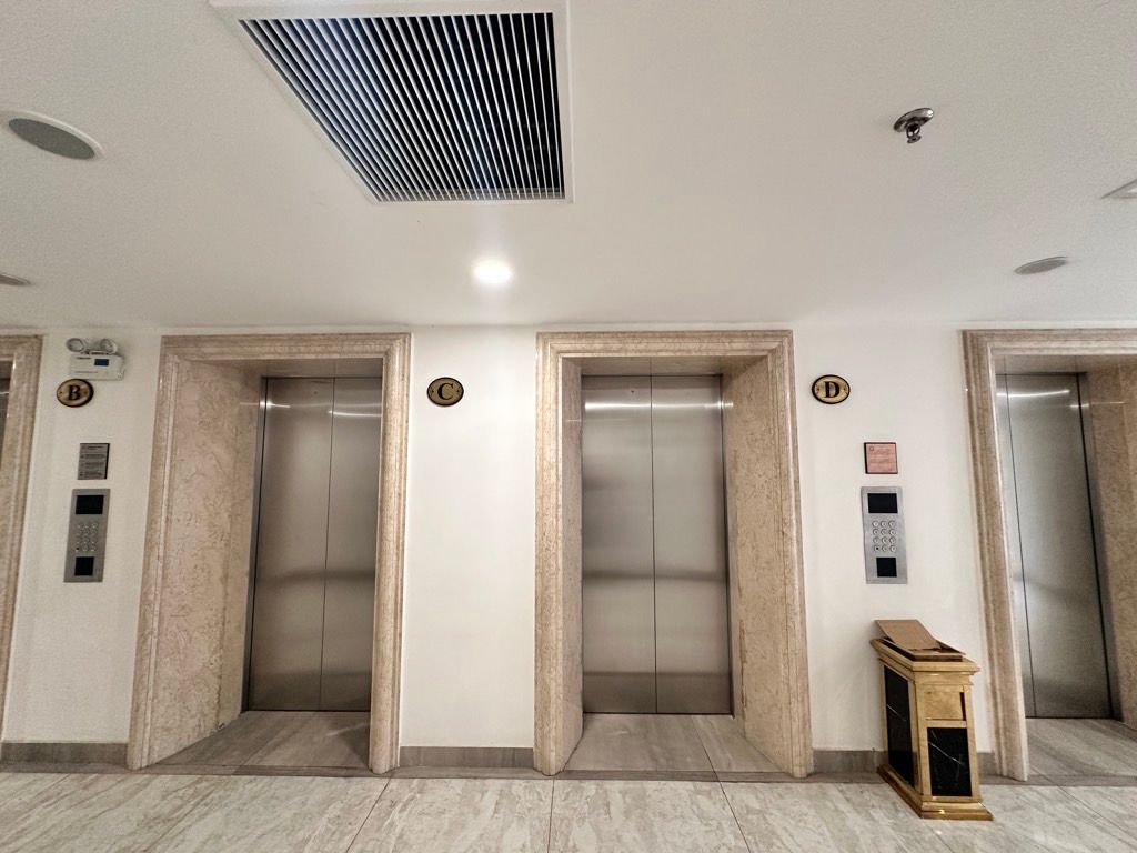 Bán nhà Dương Văn Bé - diện tích 107m2 17 tầng - Chung cư cao cấp - giá 9,4 tỷ