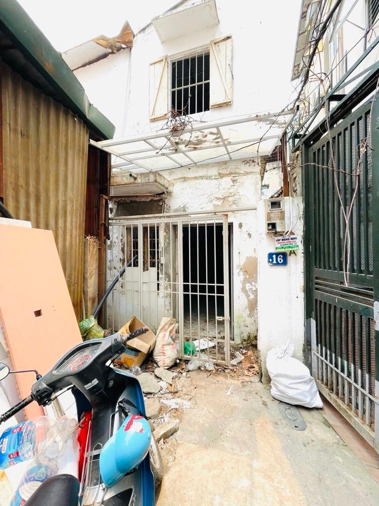 Bán nhà Kim Đồng - diện tích 80.9m2 2 tầng - Ngõ nông thoáng - giá Nhỉnh 24 tỷ