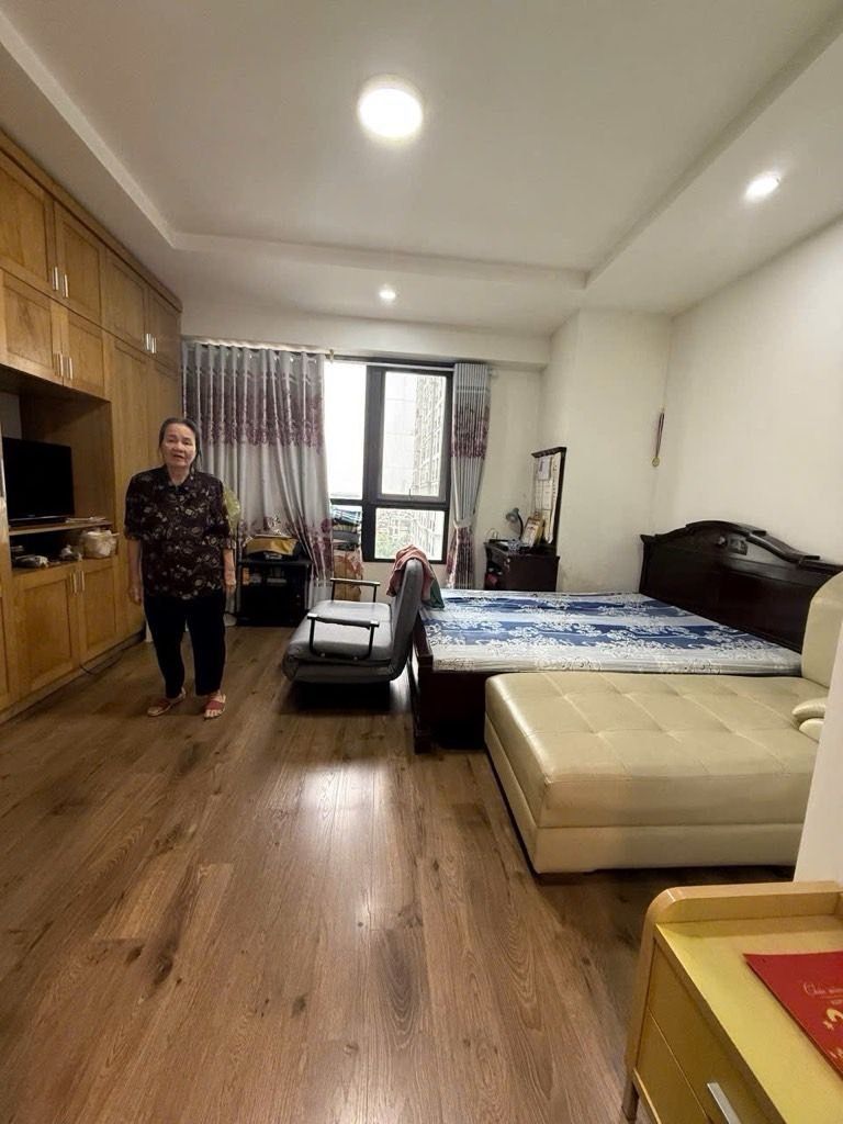 Bán nhà Time City Minh Khai - diện tích 91.5m2 1 tầng - Sổ đỏ chính chủ - giá 11,3 tỷ