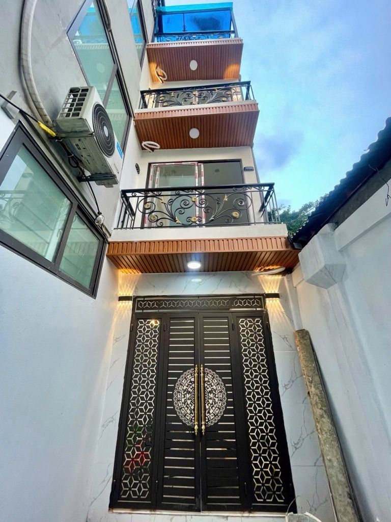 Bán nhà Vĩnh Tuy - diện tích 48m2 5 tầng - Nhà 6 ngủ – full nội thất ở ngay - giá 4,25 tỷ