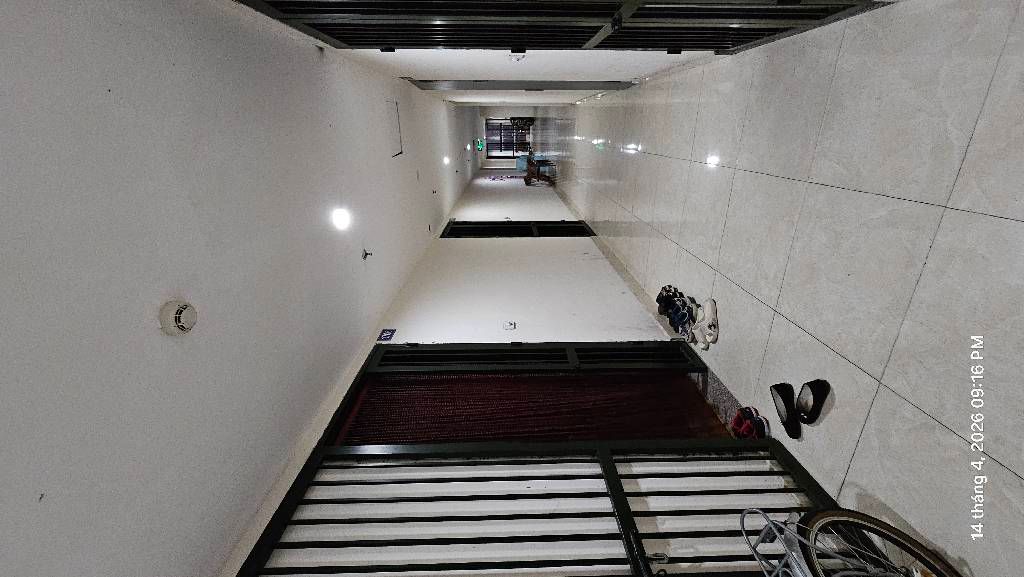 Bán nhà Hoàng Cầu - diện tích 68,3m2 1 tầng - VIP view Hồ Hoàng Cầu - giá 8,3 tỷ