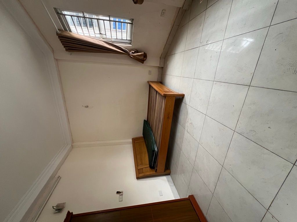 Bán nhà Khâm Thiên - diện tích 51m2 5 tầng - Lõi Đống Đa - giá 1,36 tỷ