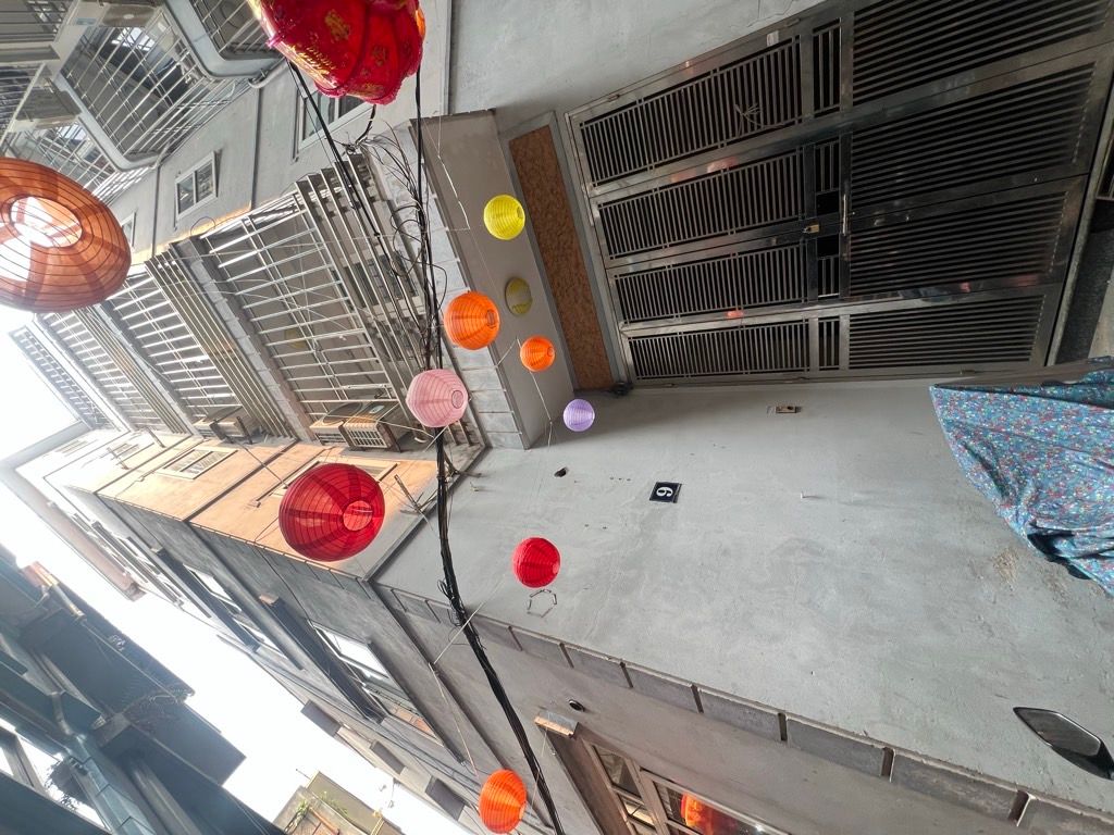 Bán nhà Khâm Thiên - diện tích 51m2 5 tầng - Lõi Đống Đa - giá 1,36 tỷ