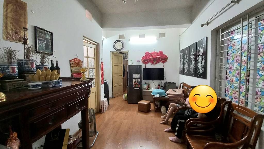 Bán nhà Chùa Láng - diện tích 48m2 1 tầng - Lô góc - giá 4,56 tỷ