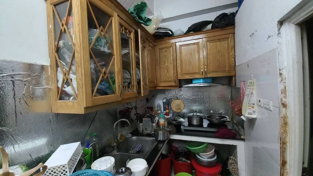 Bán nhà Chùa Láng - diện tích 48m2 1 tầng - Lô góc - giá 4,56 tỷ