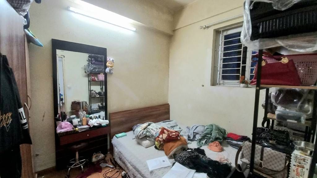 Bán nhà Chùa Láng - diện tích 48m2 1 tầng - Lô góc - giá 4,56 tỷ