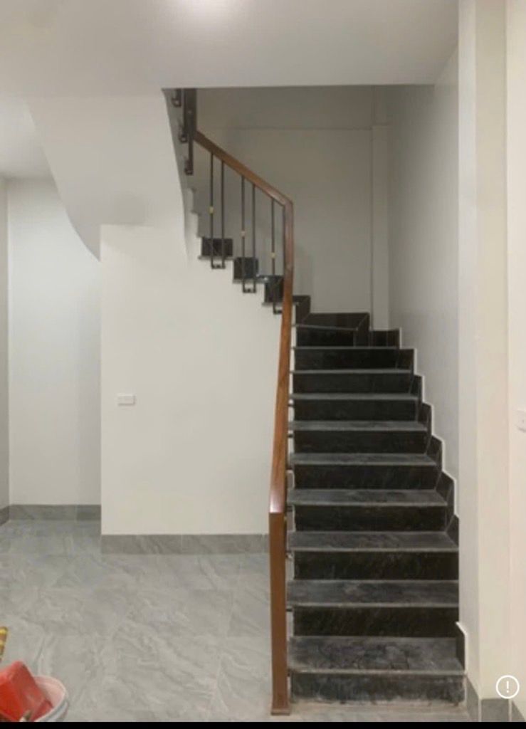 Bán nhà Khương Đình - diện tích 25,3m2 5 tầng - mặt phố - giá 10,8 tỷ