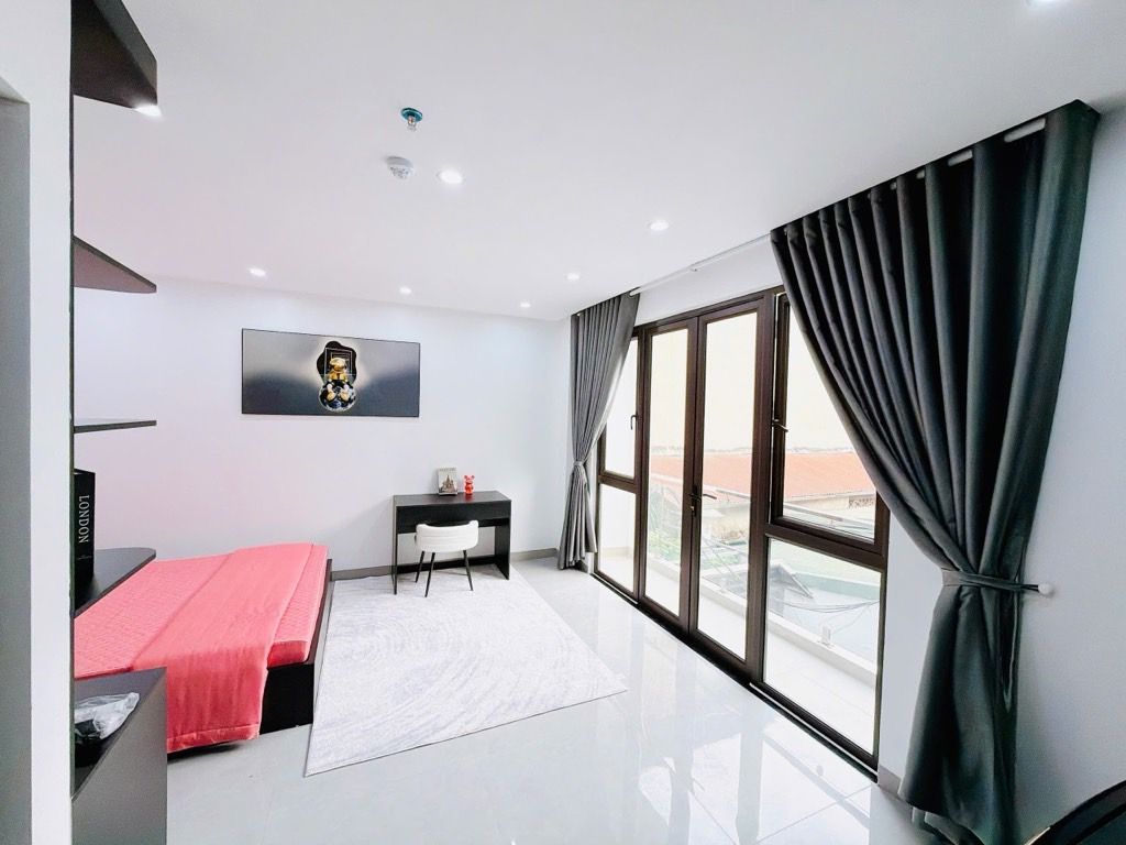 Bán nhà Tam Trinh - diện tích 57m2 6 tầng - Thang máy, 9 phòng full đồ - giá 13,5 tỷ