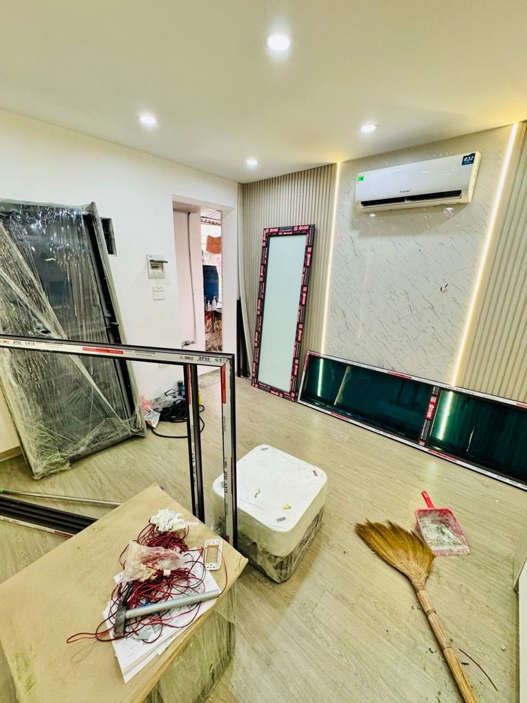 Bán nhà Phố 8-3 - diện tích 19,2m2 1 tầng - Căn hộ tập thể hiếm có - giá 3,48 tỷ