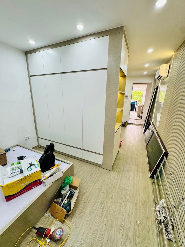 Bán nhà Phố 8-3 - diện tích 19,2m2 1 tầng - Căn hộ tập thể hiếm có - giá 3,48 tỷ