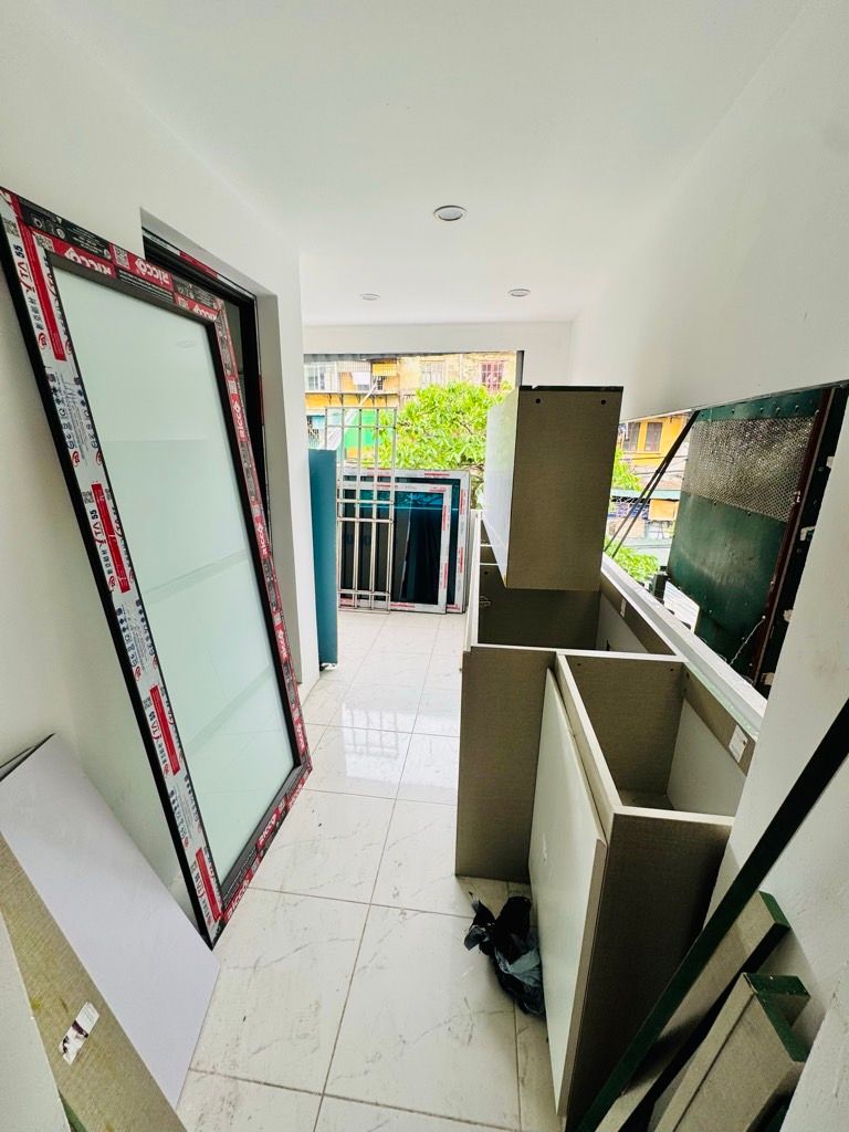 Bán nhà Phố 8-3 - diện tích 19,2m2 1 tầng - Căn hộ tập thể hiếm có - giá 3,48 tỷ