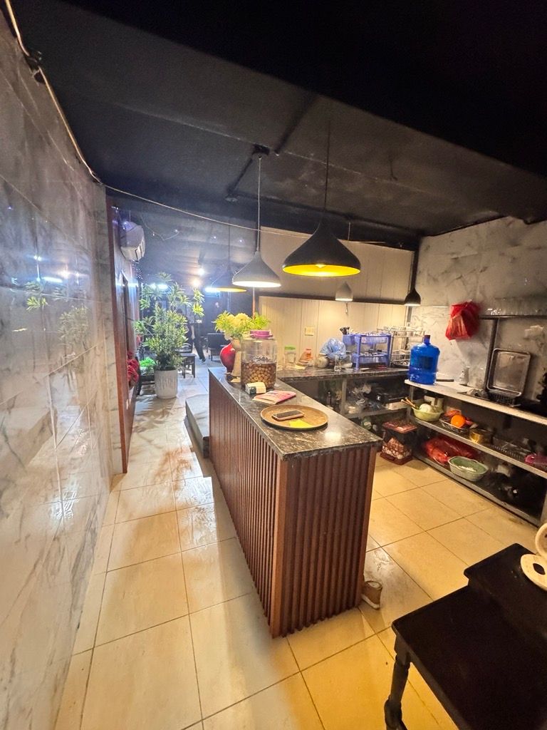 Bán nhà B5 Tập Thể ĐH Công Đoàn Tây Sơn - diện tích 70m2 1 tầng - Ô tô qua nhà - giá 6,5 tỷ