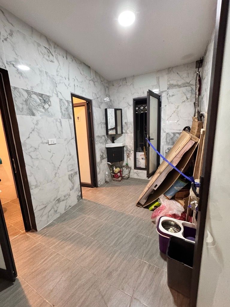 Bán nhà B5 Tập Thể ĐH Công Đoàn Tây Sơn - diện tích 70m2 1 tầng - Ô tô qua nhà - giá 6,5 tỷ