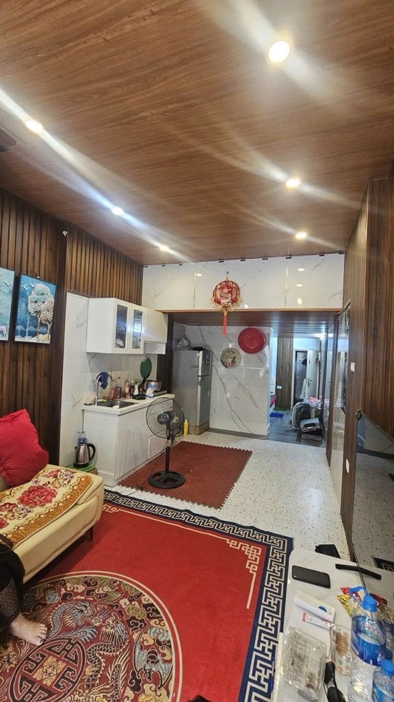 Bán nhà Tân Mai - diện tích 16m2 2 tầng - Căn hộ tập thể đẹp, giá 3,7 tỷ