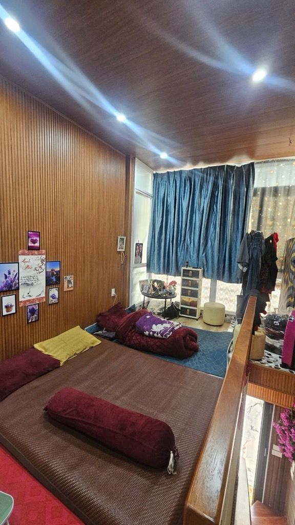 Bán nhà Tân Mai - diện tích 16m2 2 tầng - Căn hộ tập thể đẹp, giá 3,7 tỷ