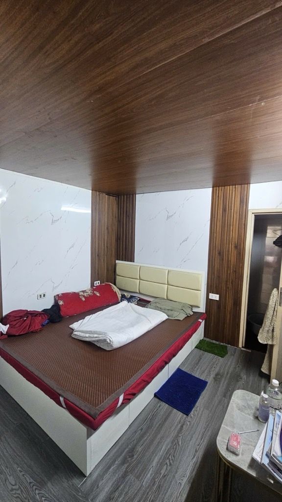 Bán nhà Tân Mai - diện tích 16m2 2 tầng - Căn hộ tập thể đẹp, giá 3,7 tỷ