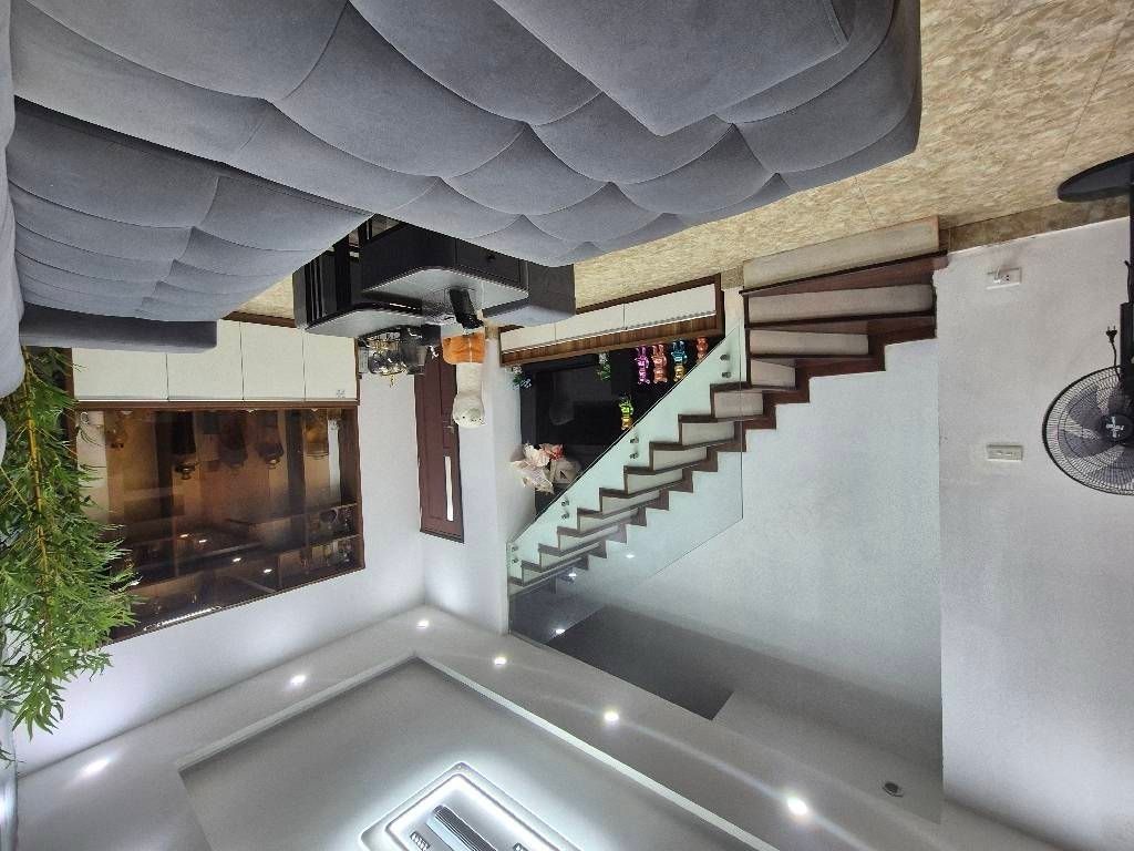 Bán nhà Ngõ Hồ Bãi Cát - diện tích 37m2 4 tầng - Nhà sổ đỏ chính chủ - giá 7,9 tỷ