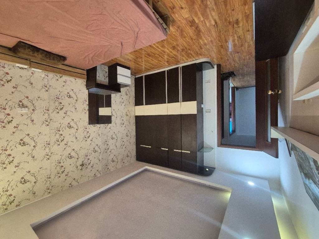 Bán nhà Ngõ Hồ Bãi Cát - diện tích 37m2 4 tầng - Nhà sổ đỏ chính chủ - giá 7,9 tỷ