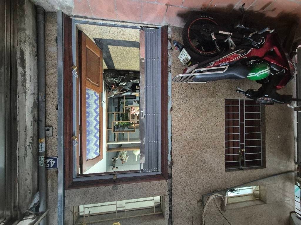 Bán nhà Ngõ Hồ Bãi Cát - diện tích 37m2 4 tầng - Nhà sổ đỏ chính chủ - giá 7,9 tỷ