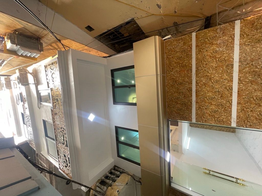 Bán nhà Hào Nam - diện tích 28m2 6 tầng - Nhà mới đẹp full nội thất - giá 10,8 tỷ