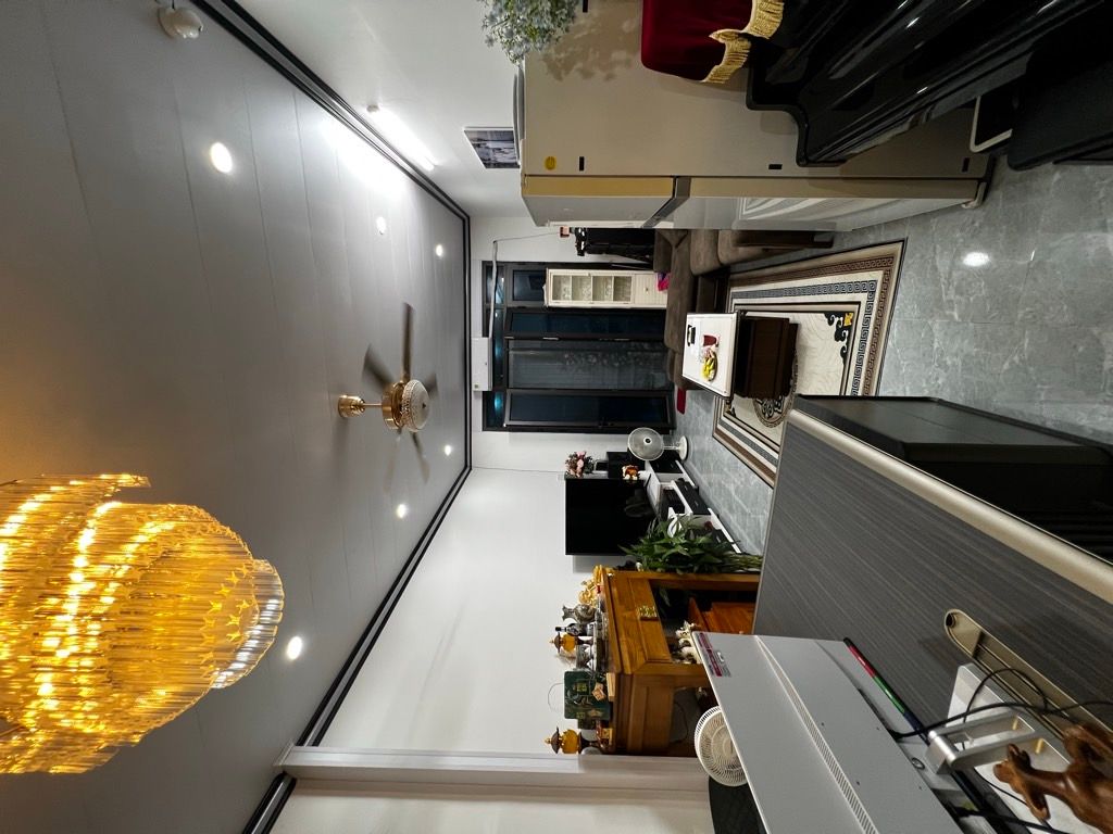 Bán nhà Định Công Thượng - diện tích 60m2 2 tầng - Nhà đẹp, gần ô tô - giá 2,78 tỷ