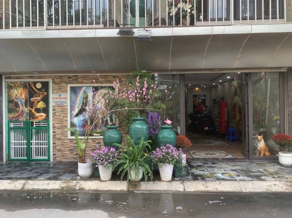 Bán nhà Nguyễn Khoái - diện tích 92m2 2 tầng - Ô tô tránh - giá 17 tỷ