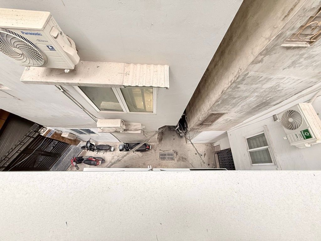 Bán nhà ngõ Văn Hương - diện tích 25,2m2 5 tầng - Nhà đẹp hiếm có - giá 7,75 tỷ