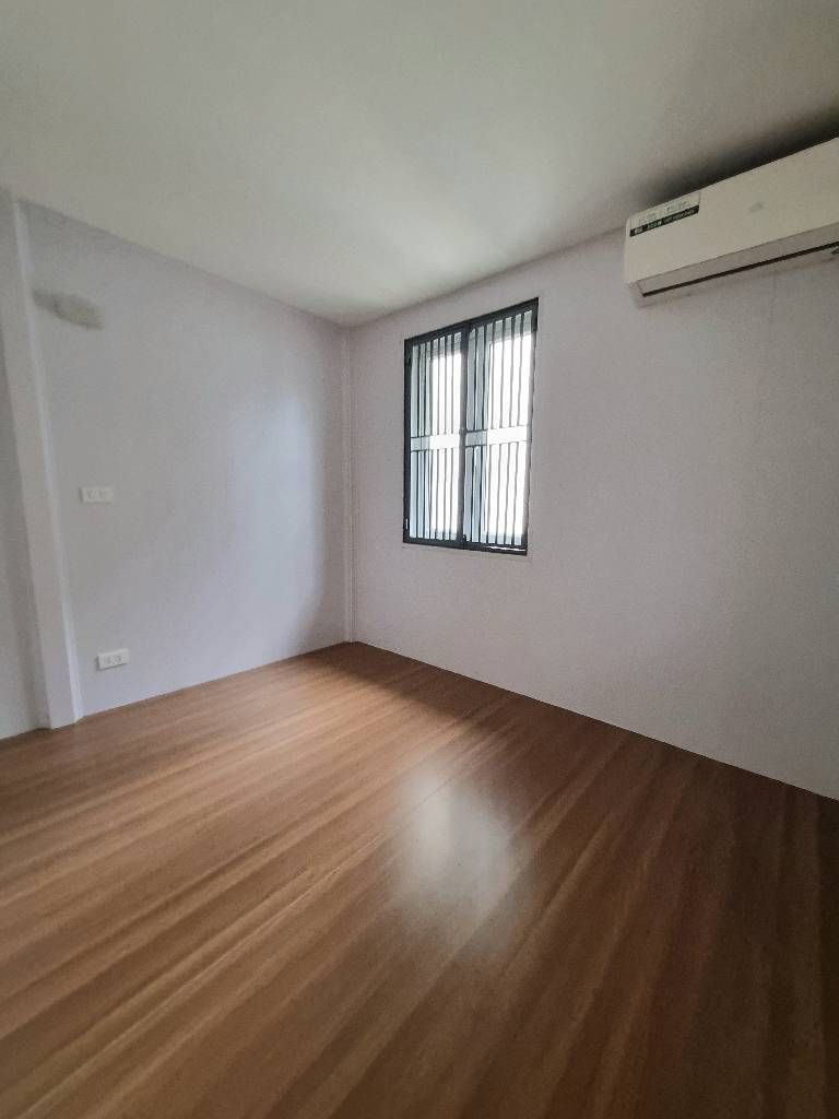 Bán nhà Mai Động - diện tích 46m2 2 tầng - Phân khúc hiếm - giá 2,9 tỷ