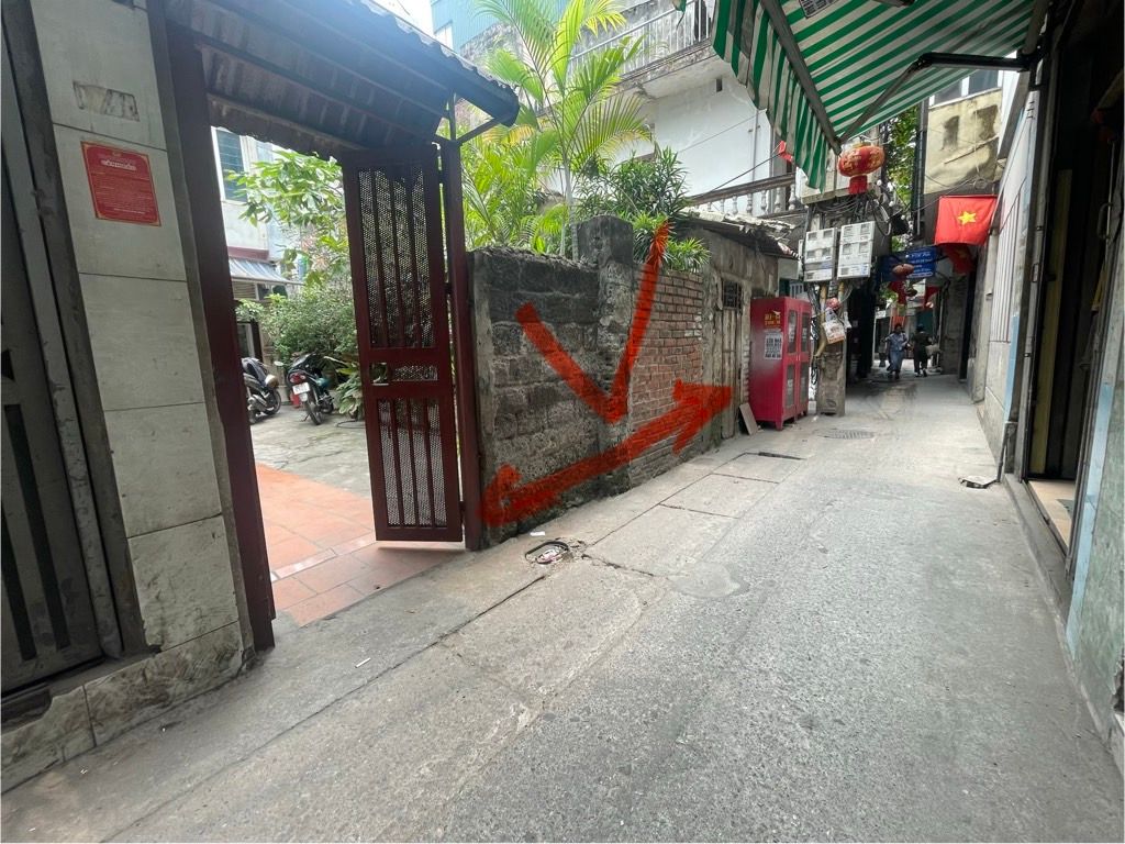 Bán nhà Minh Khai - diện tích 27.4m2 1 tầng - Lô góc - giá 5,9 tỷ