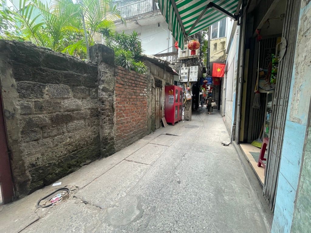 Bán nhà Minh Khai - diện tích 27.4m2 1 tầng - Lô góc - giá 5,9 tỷ