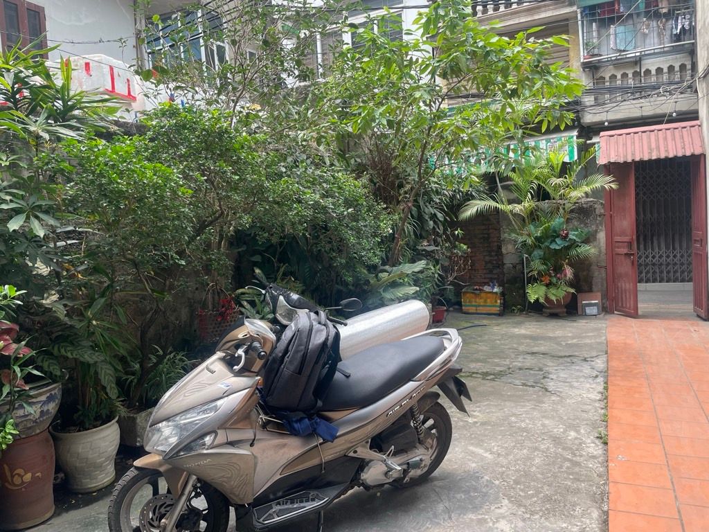 Bán nhà Minh Khai - diện tích 27.4m2 1 tầng - Lô góc - giá 5,9 tỷ