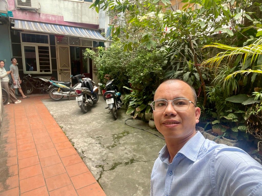 Bán nhà Minh Khai - diện tích 27.4m2 1 tầng - Lô góc - giá 5,9 tỷ