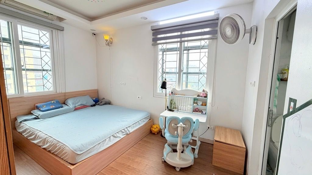 Bán nhà Nguyễn Cảnh Dị - diện tích 91m2 8 tầng - Lô góc 3 thoáng - giá 7,8 tỷ