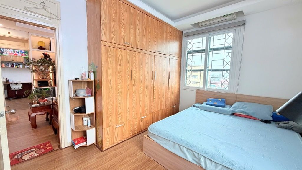 Bán nhà Nguyễn Cảnh Dị - diện tích 91m2 8 tầng - Lô góc 3 thoáng - giá 7,8 tỷ