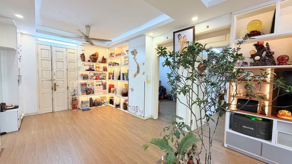 Bán nhà Nguyễn Cảnh Dị - diện tích 91m2 8 tầng - Lô góc 3 thoáng - giá 7,8 tỷ